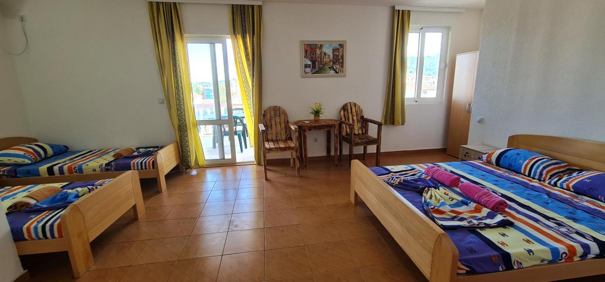 Kurt Apartaments Ulcinj Habitación foto