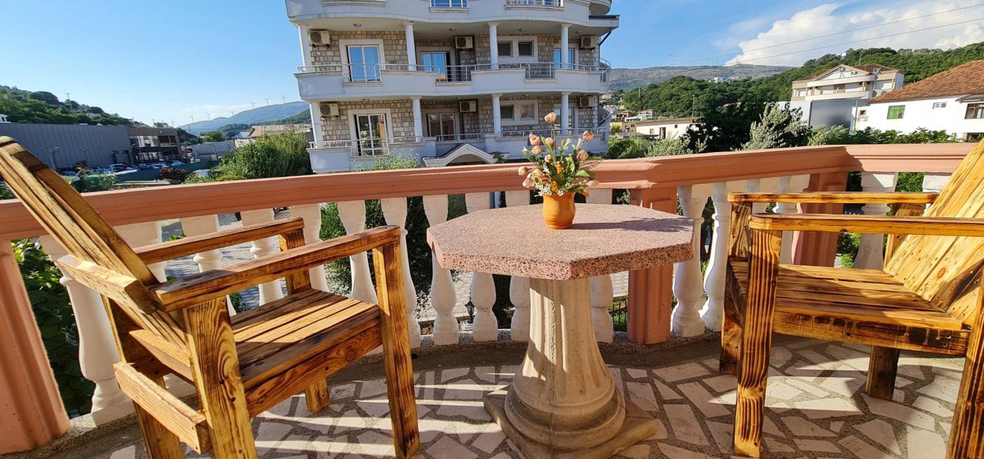 Kurt Apartaments Ulcinj Habitación foto
