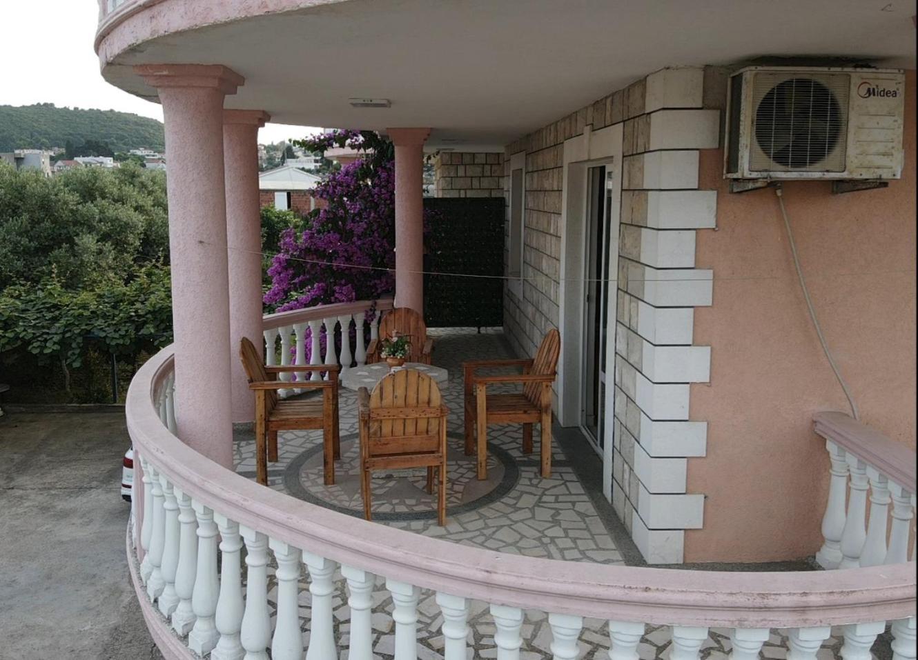 Kurt Apartaments Ulcinj Exterior foto