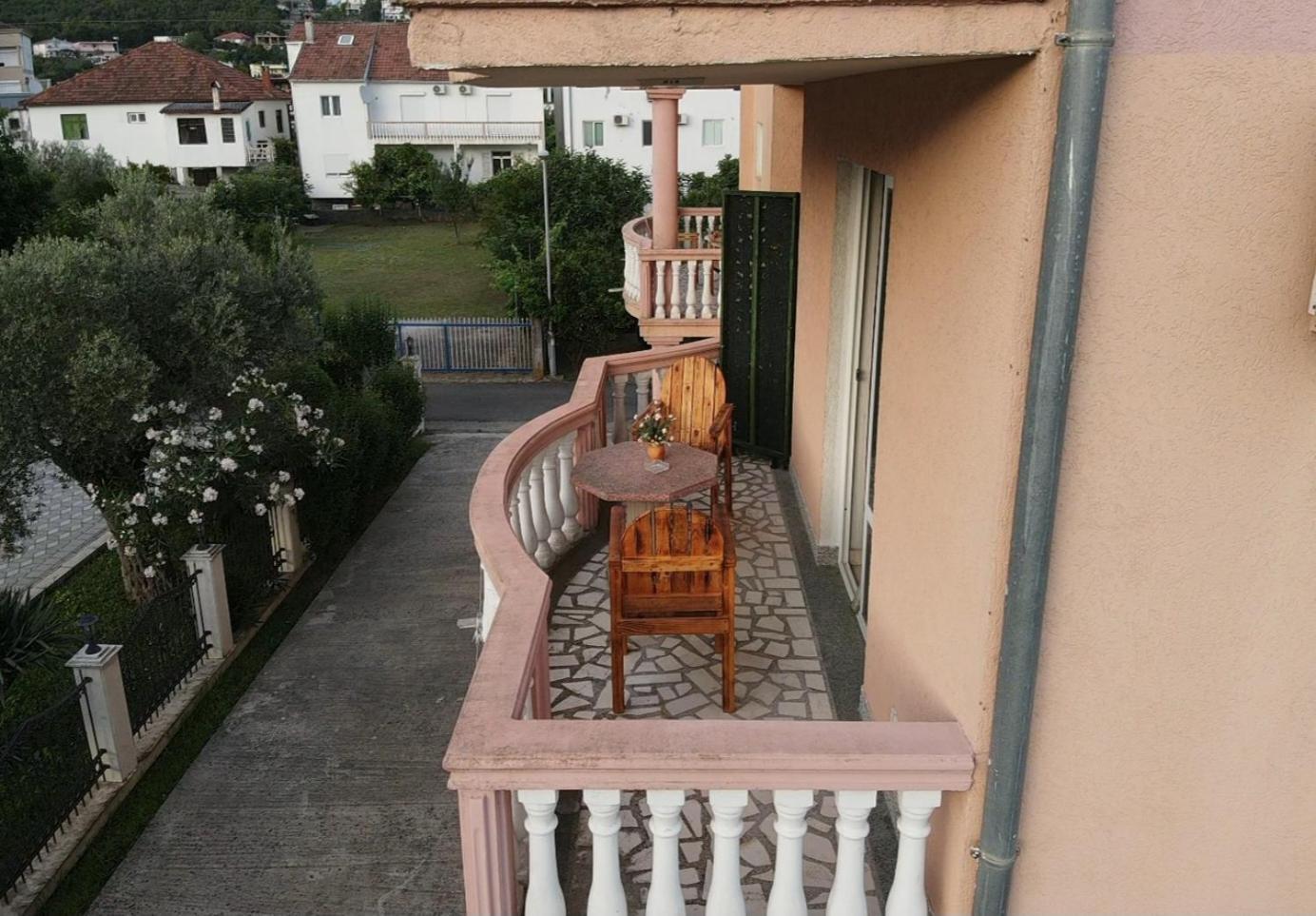 Kurt Apartaments Ulcinj Exterior foto